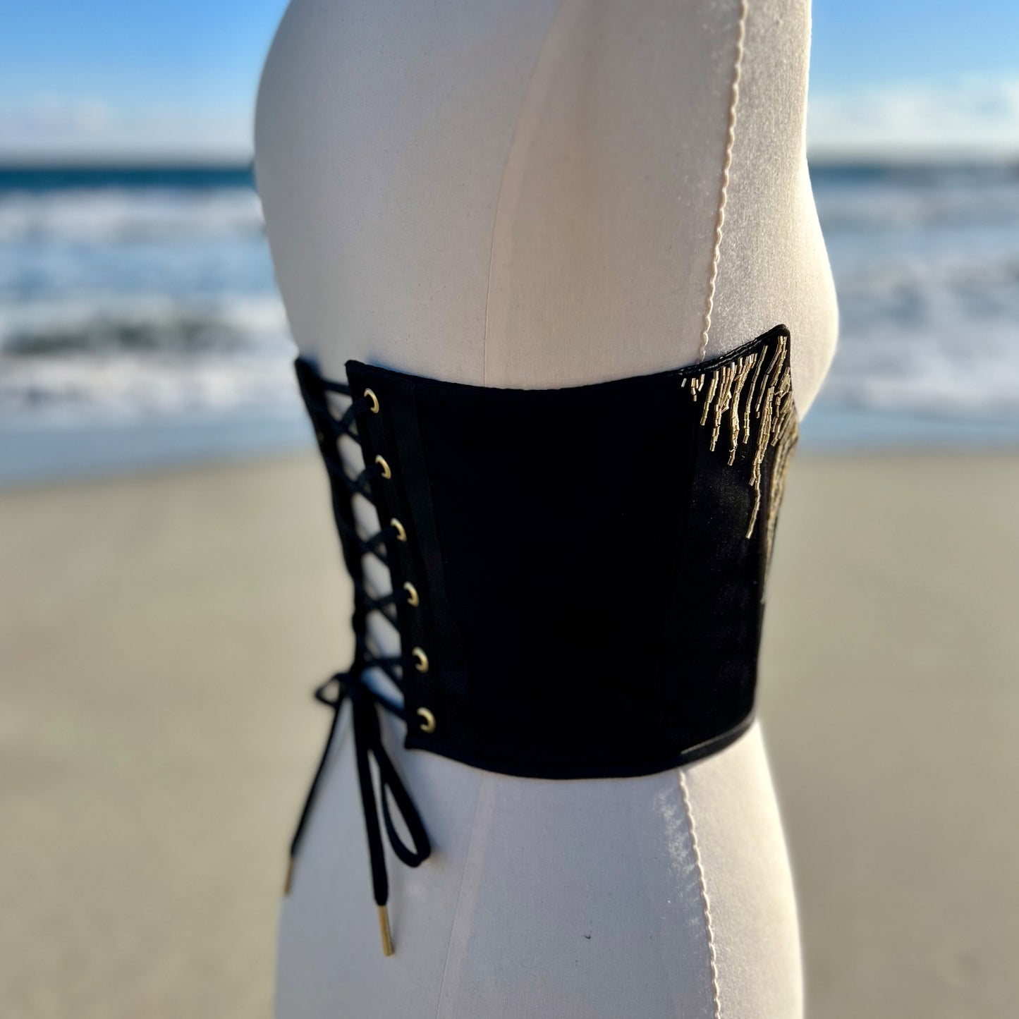 Siona-underbust embroidered corset